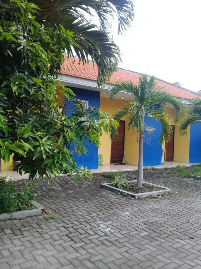 Hotel Kost Backpacker à Sidoarjo Extérieur photo