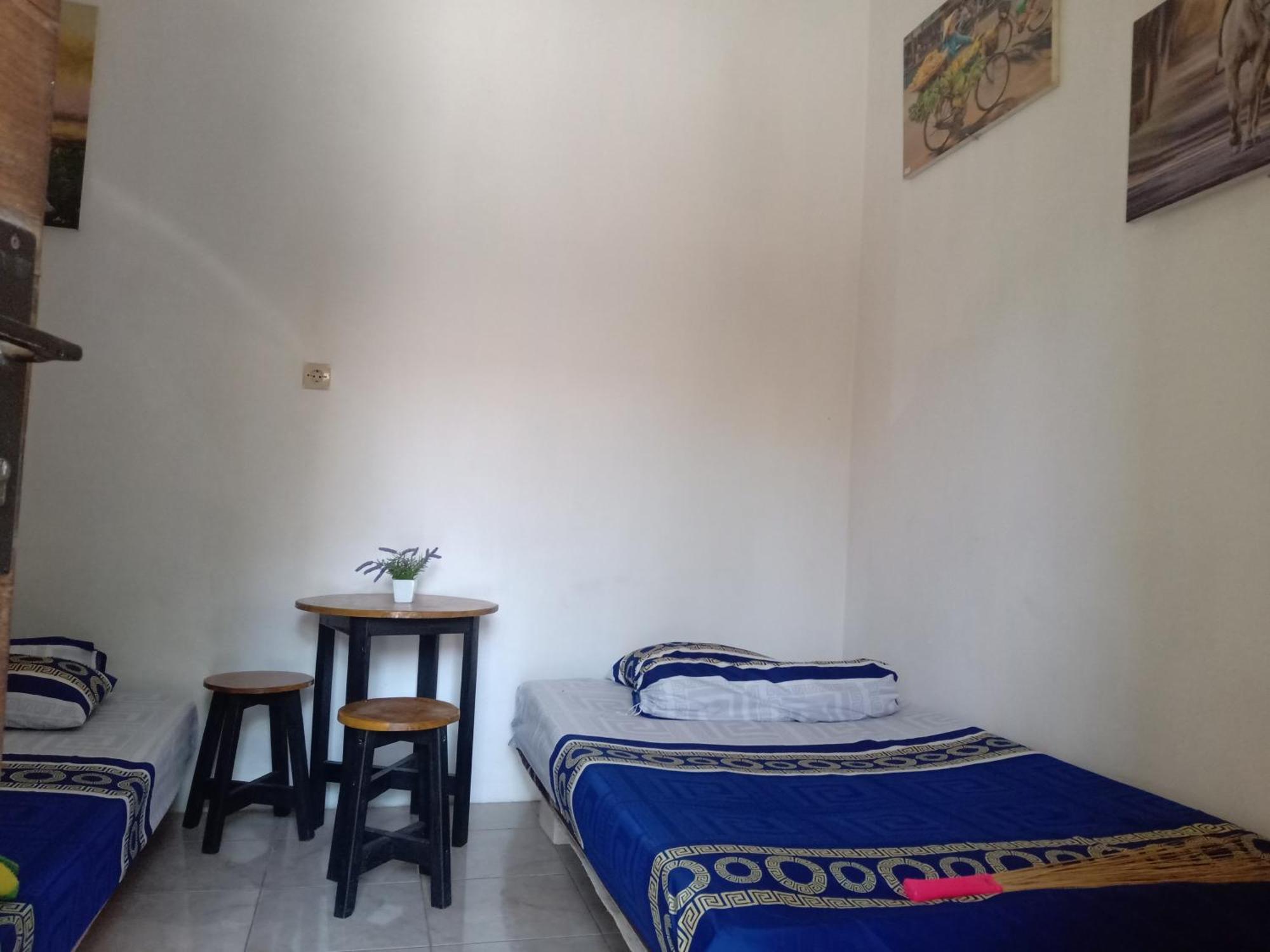 Hotel Kost Backpacker à Sidoarjo Extérieur photo