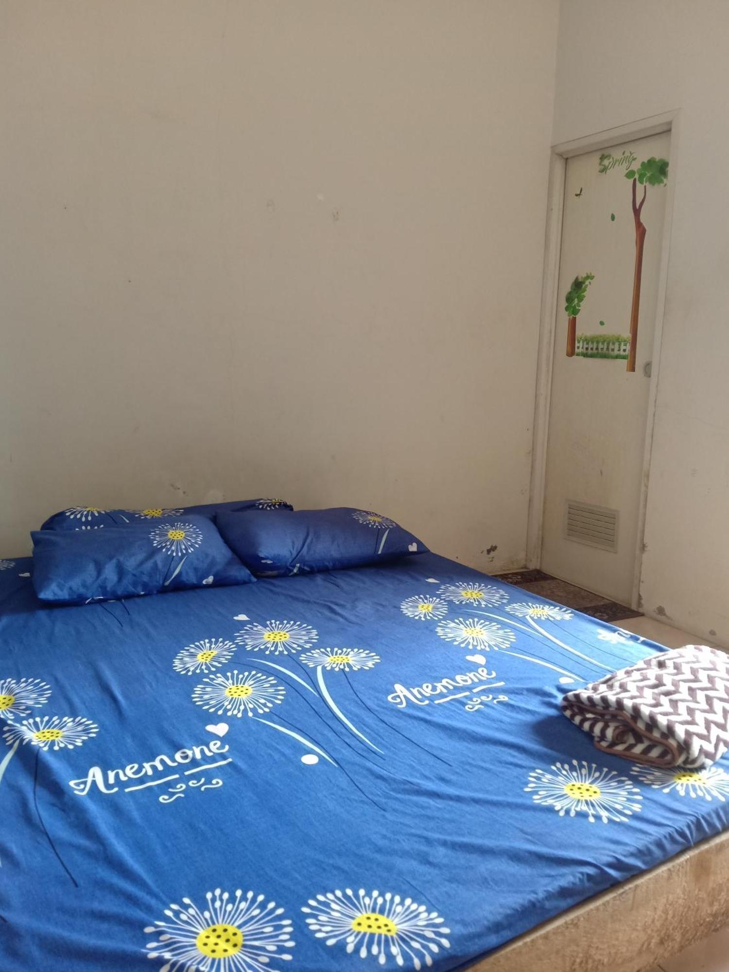 Hotel Kost Backpacker à Sidoarjo Extérieur photo