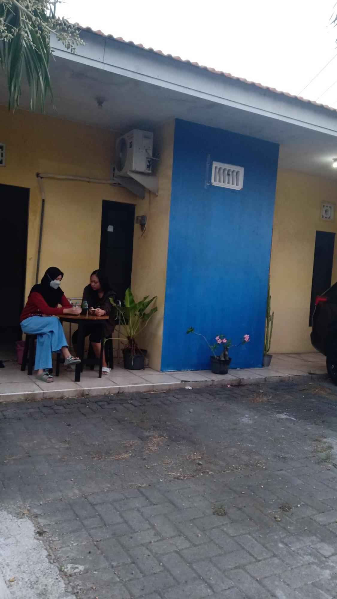 Hotel Kost Backpacker à Sidoarjo Extérieur photo